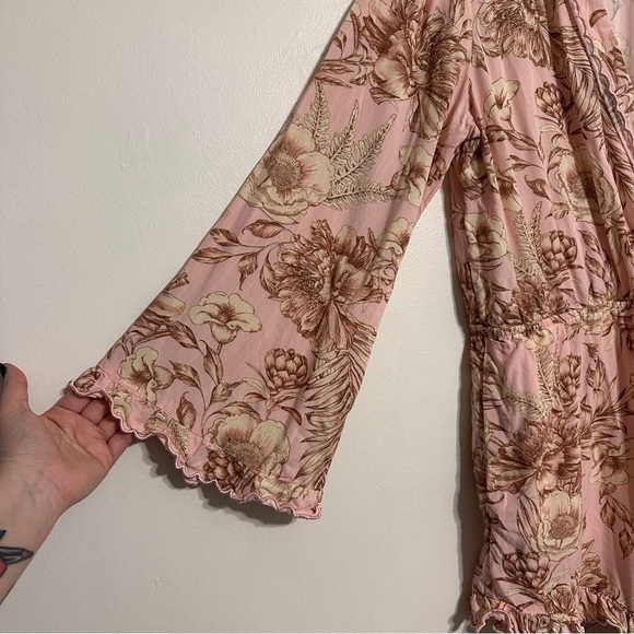 Agua Bendita x Target Romantic Floral Print Flare Sleeve Romper - Size XL - Picture 3 of 7